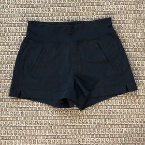 Athleta Trekkie North Short